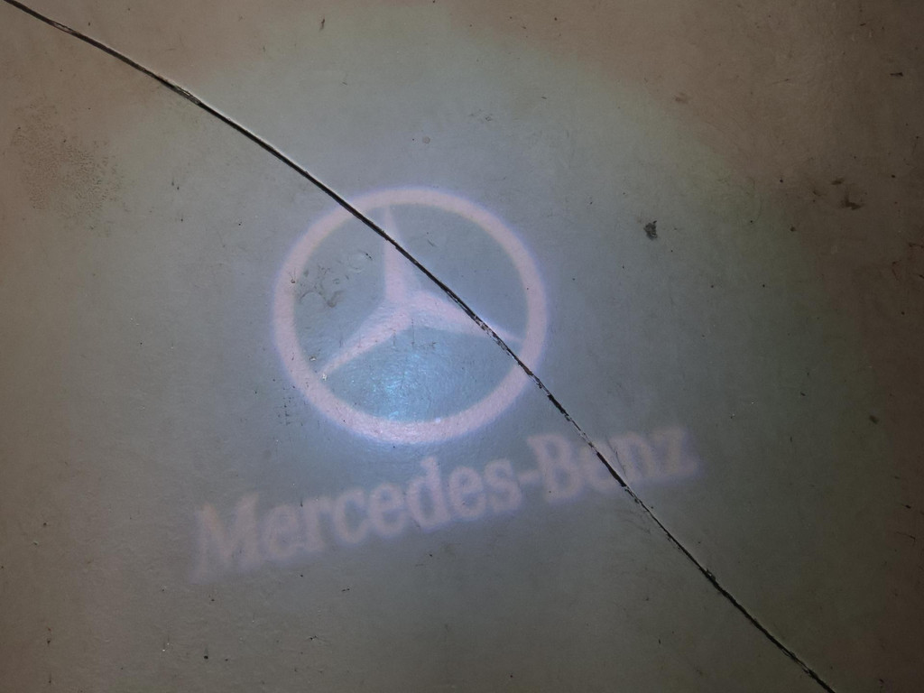 44247500-34.jpg