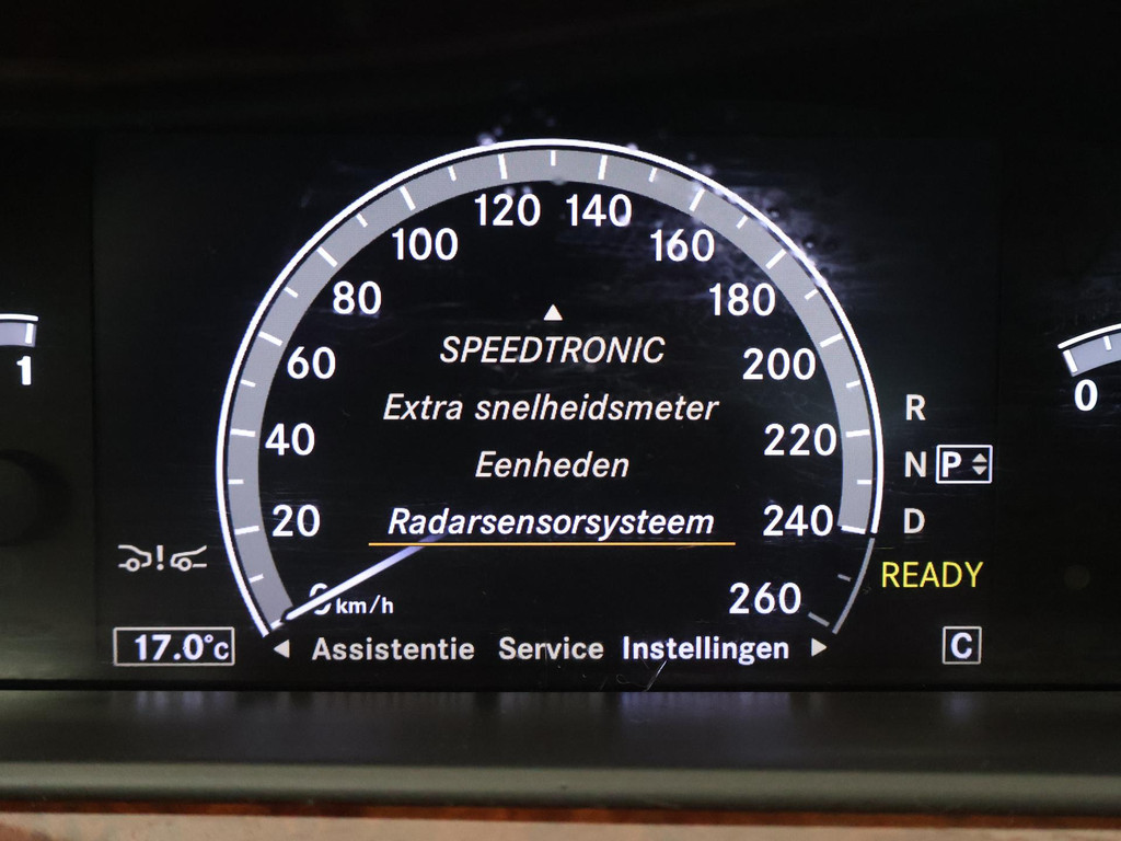 44247500-54.jpg